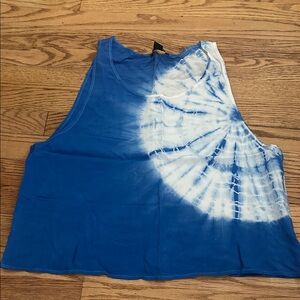 Forever 21 Blue and White Tie-Dye Tank Top